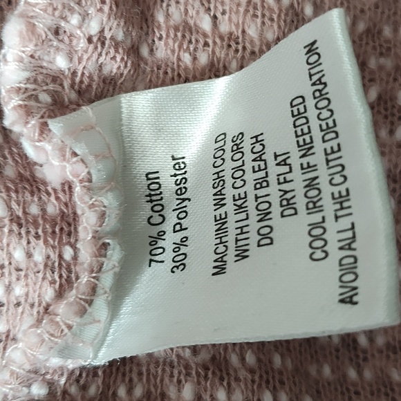 Jadelynn Brooke Textured Knit Sweater in Pink and Cream - Picture 13 of 14